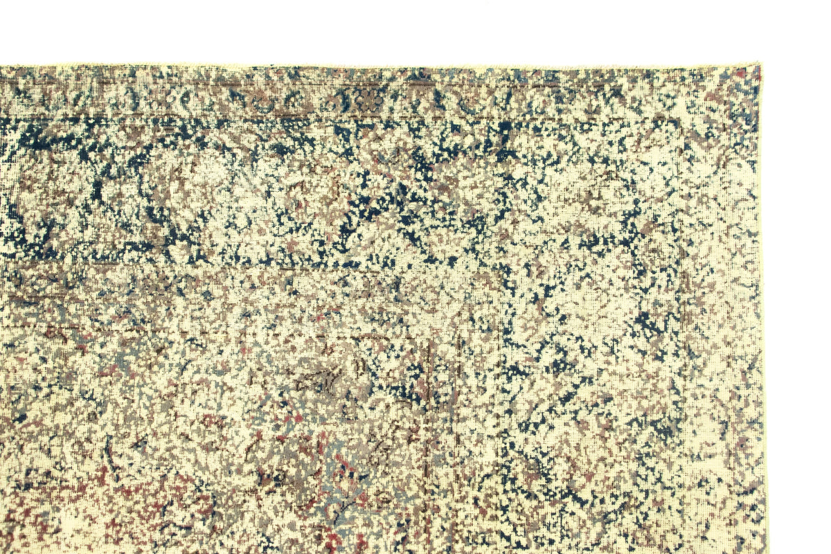 455 x 314 Vintage Royal