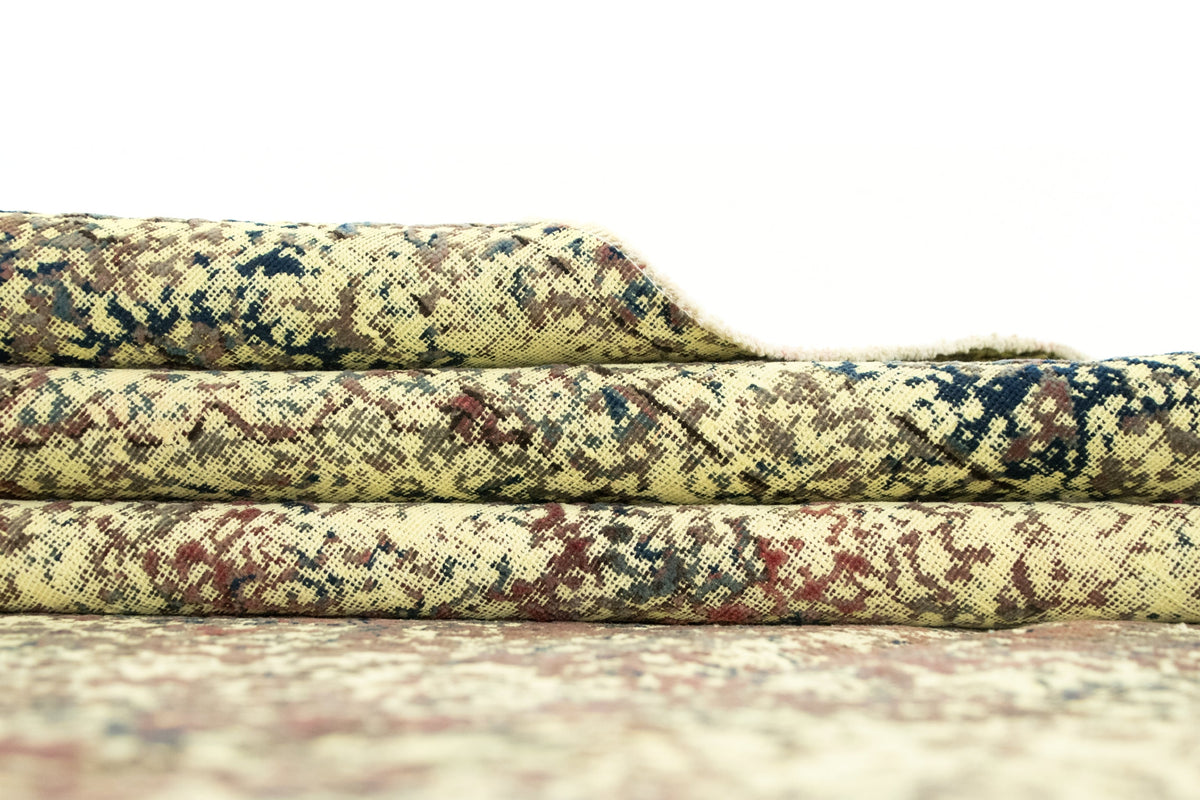 455 x 314 Vintage Royal