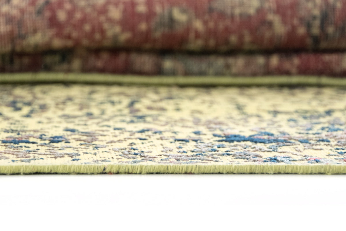 455 x 314 Vintage Royal