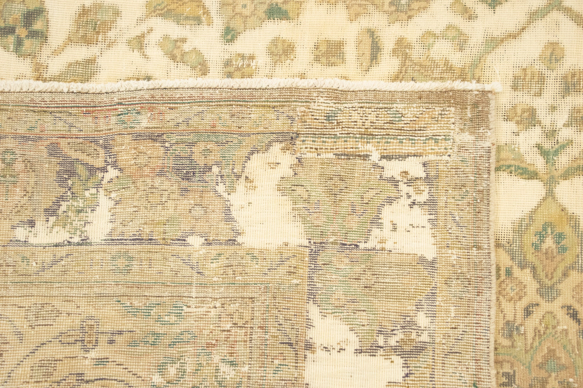 350 x 240 Vintage Royal