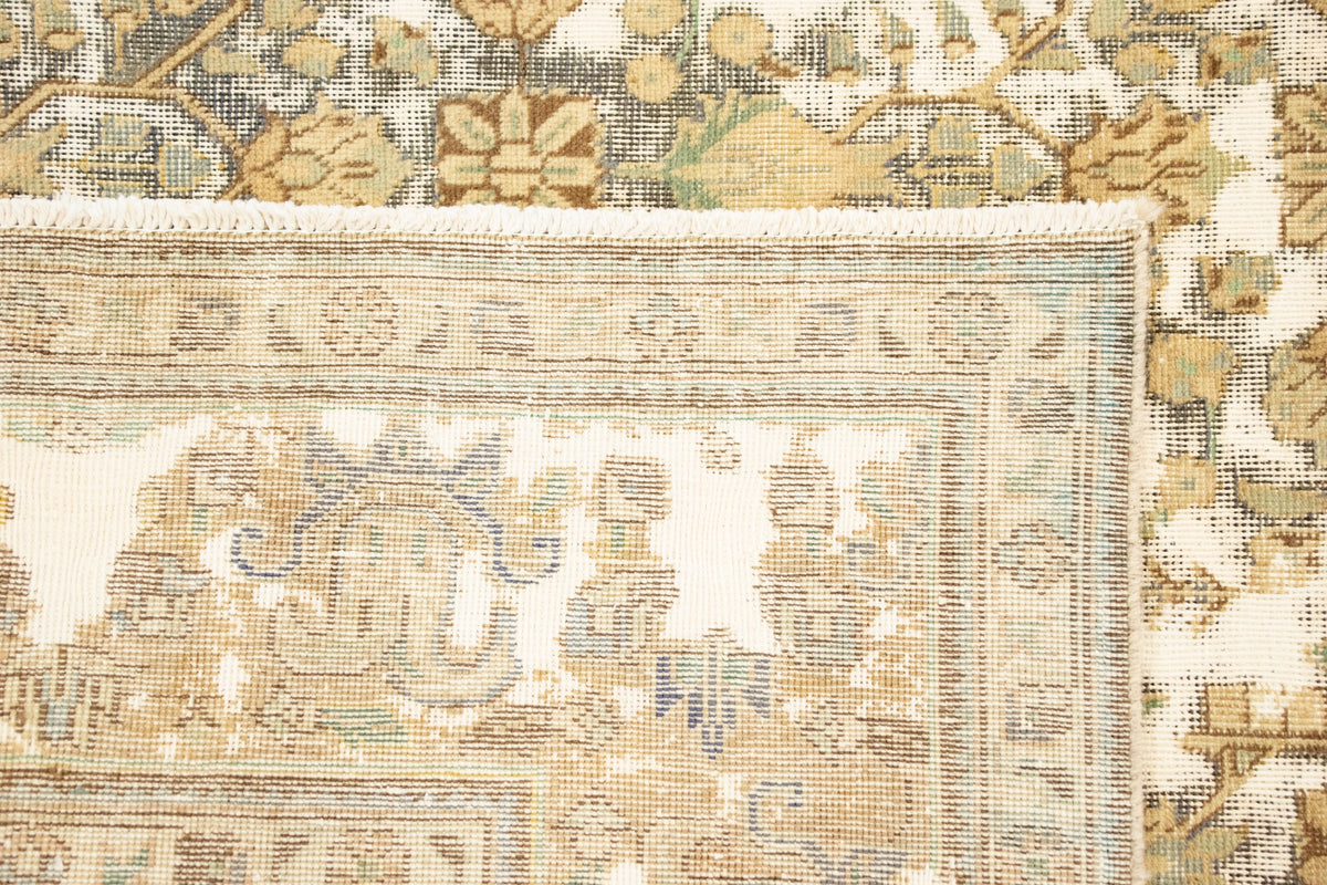 255x350 Vintage Royal