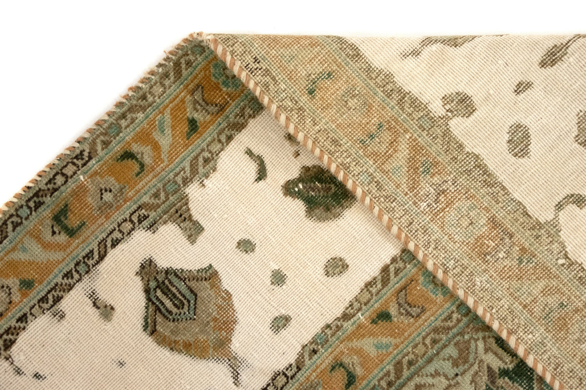 383 x 295 Vintage Royal