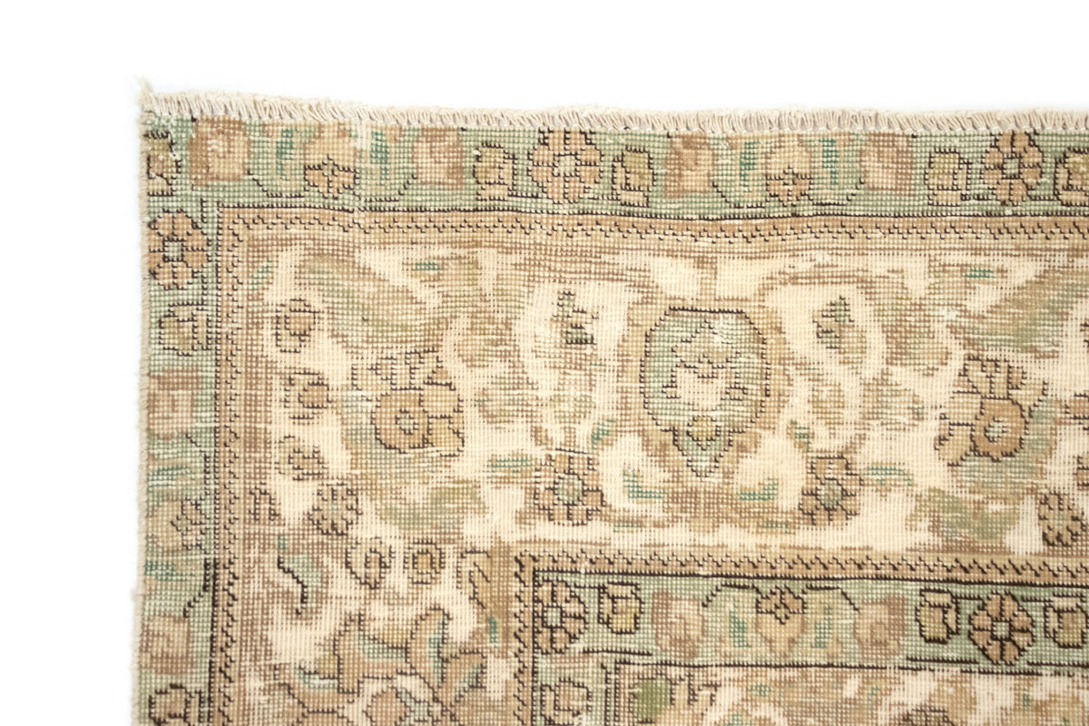 391 x 284 Vintage Royal