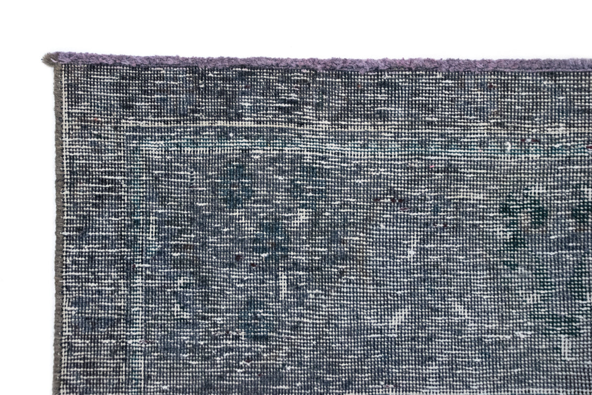 380 x 290 Vintage Royal