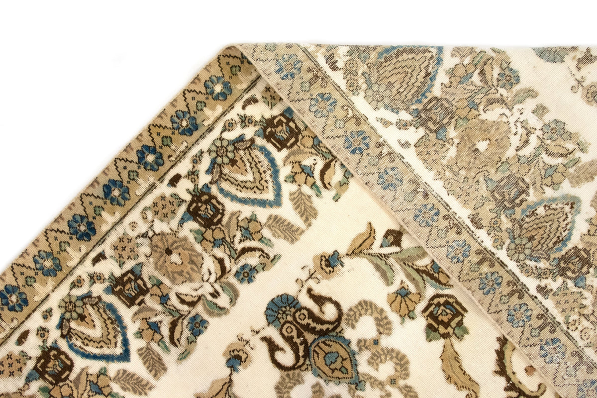 302x385 Vintage Royal