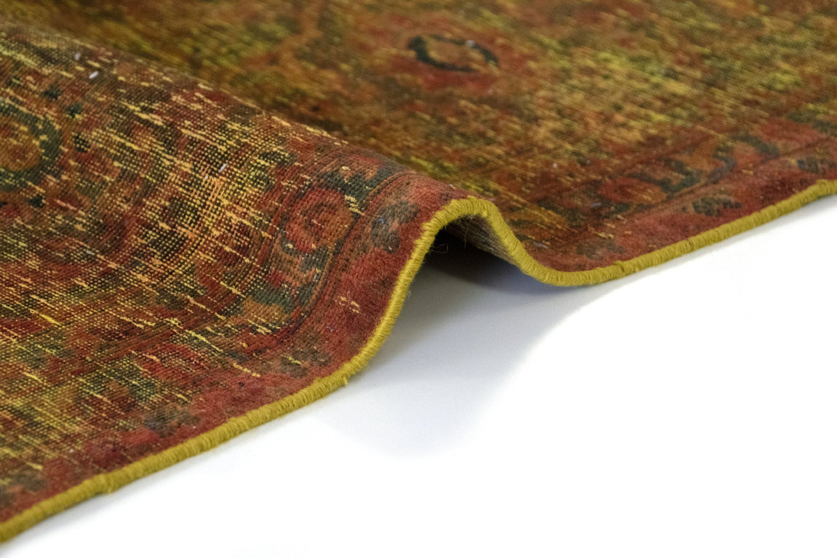 400 x 296 Vintage Royal