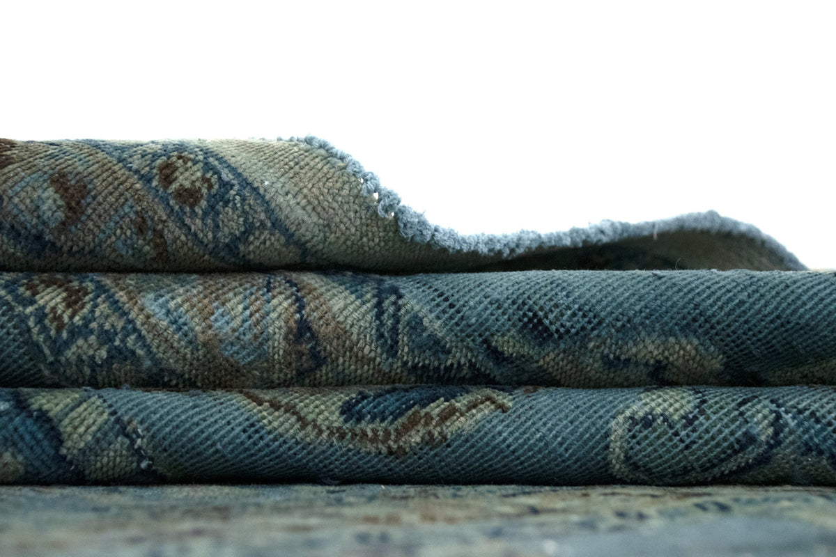 385 x 295 Vintage Royal