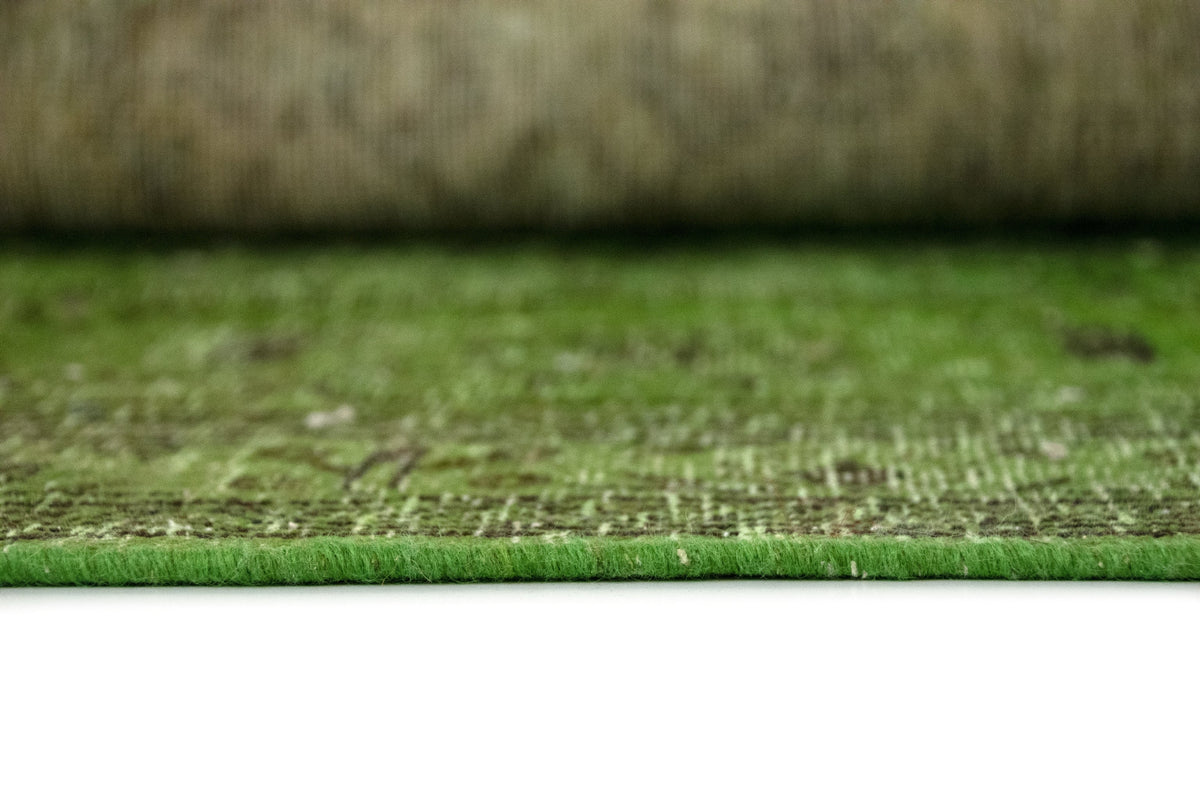 450 x 325 Vintage Royal
