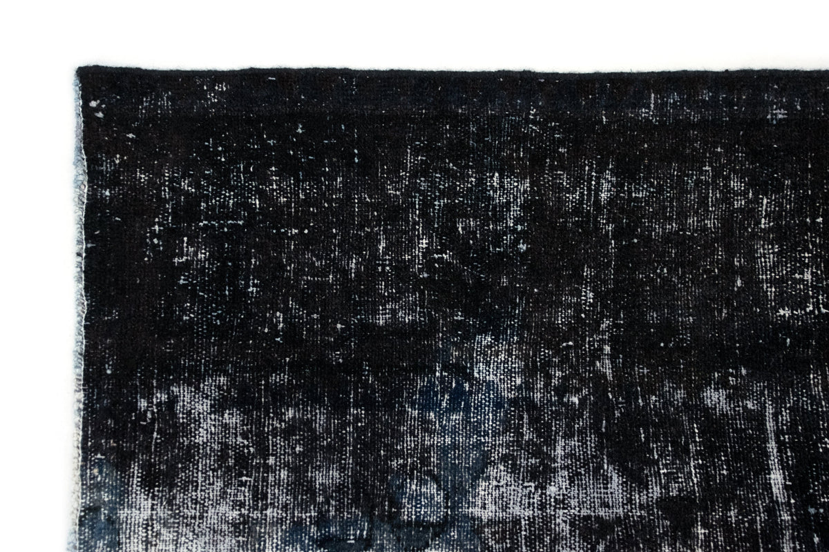 172x238 Vintage Royal