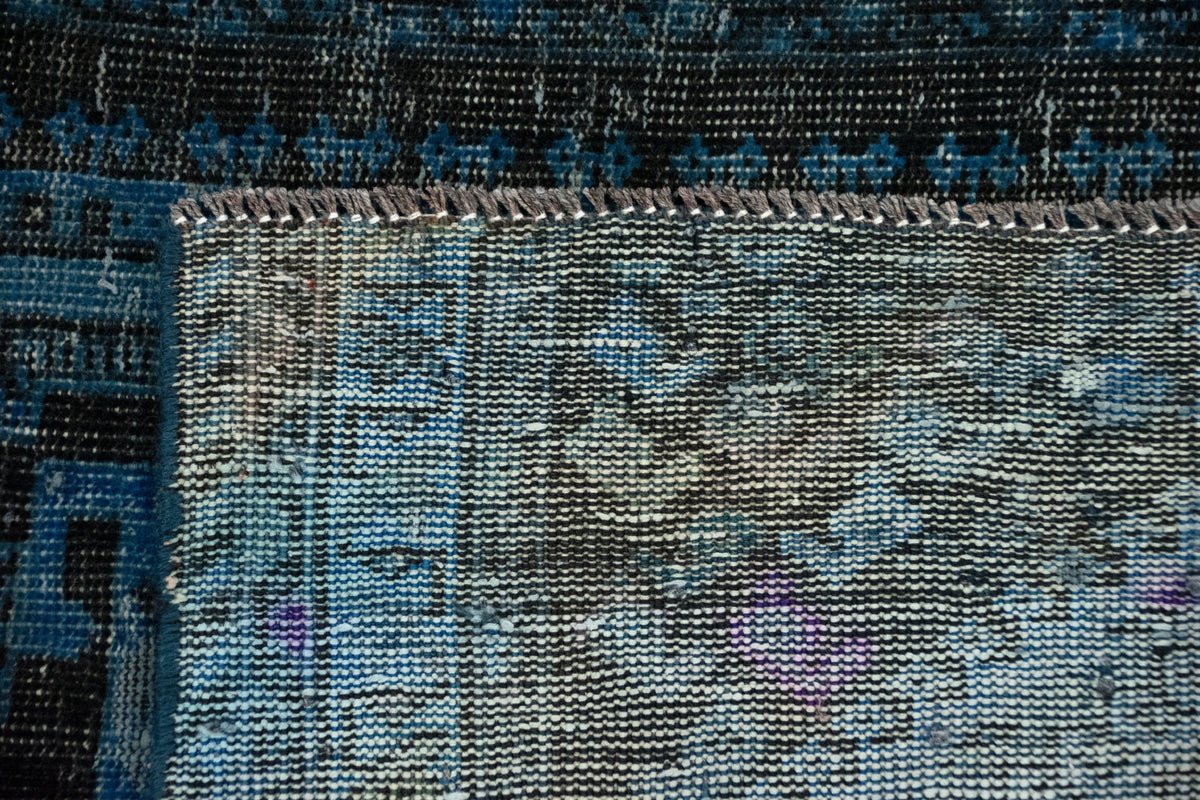 75x124 Vintage Royal