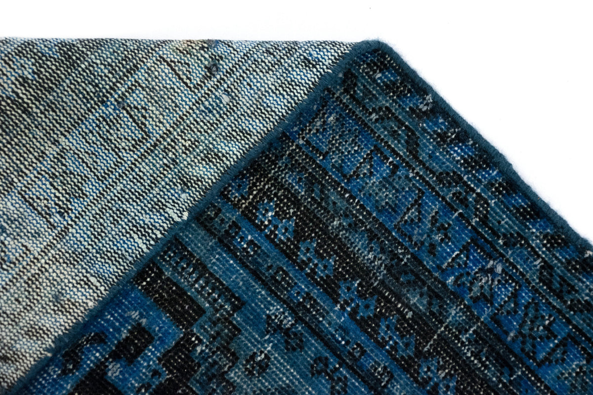 75x124 Vintage Royal