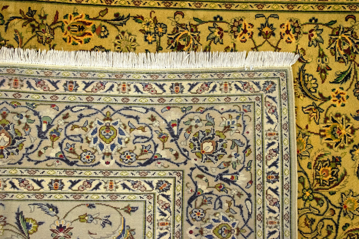 247 x 338 Kashan
