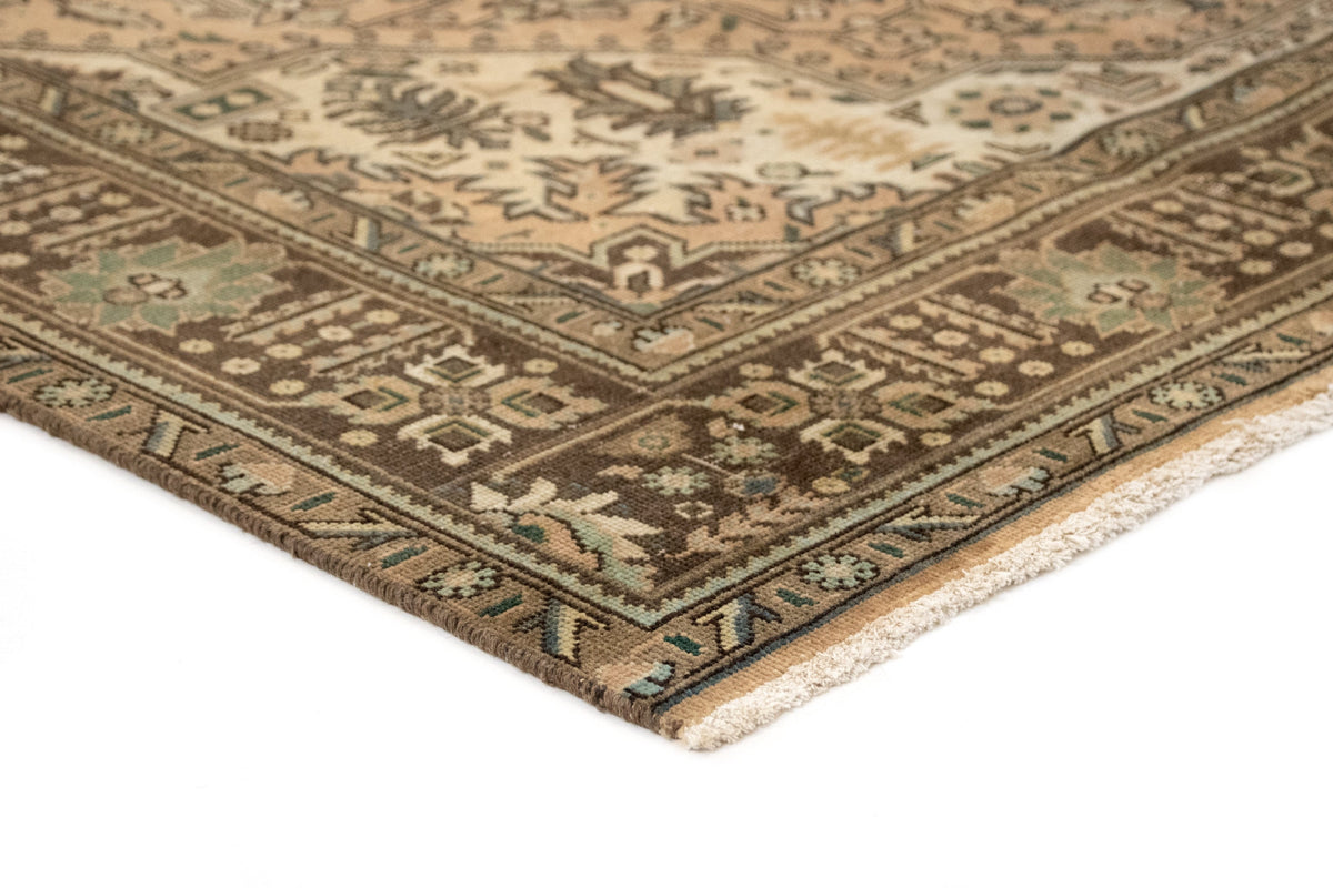 197x292 Tabriz