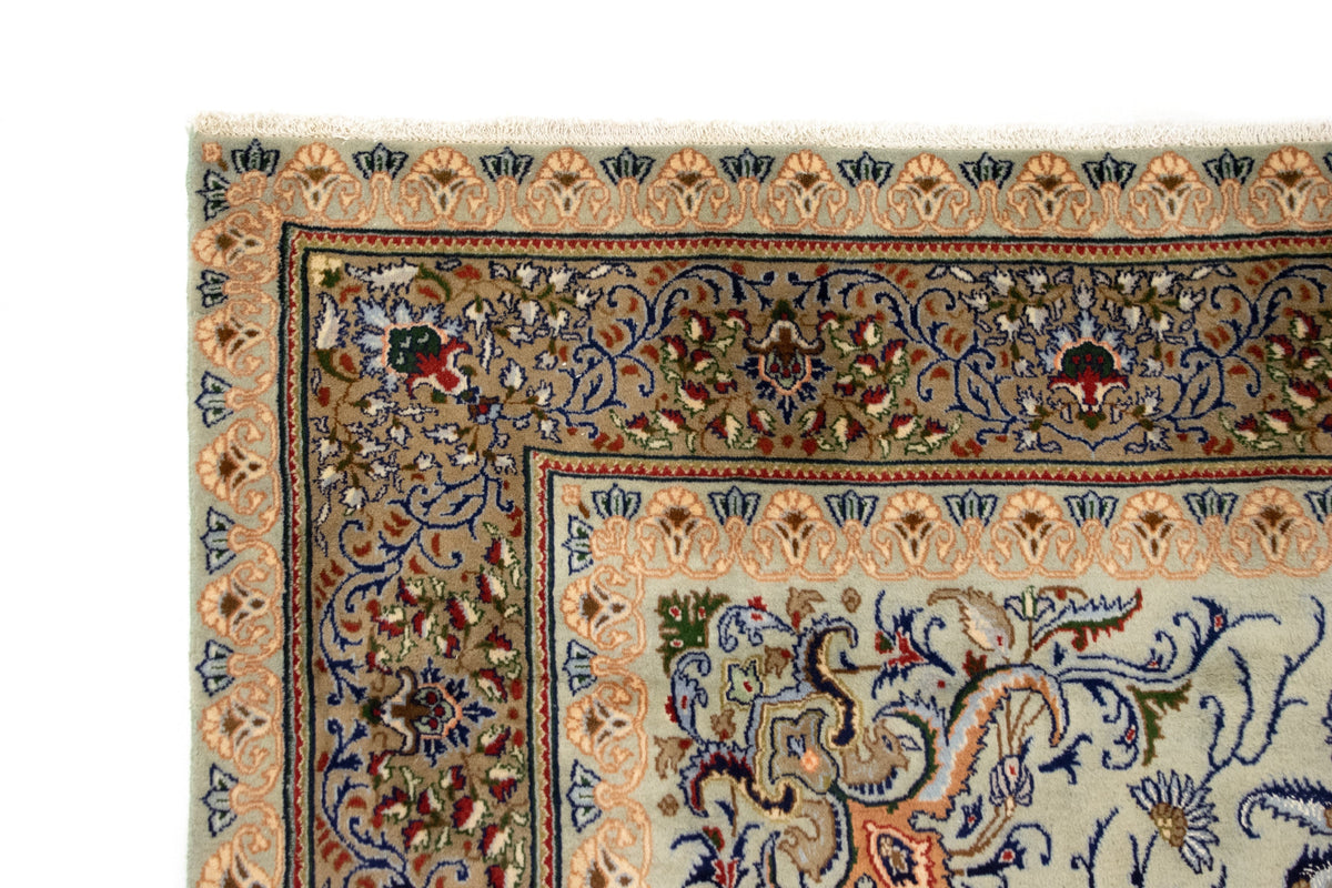 197 x 306 Kashan