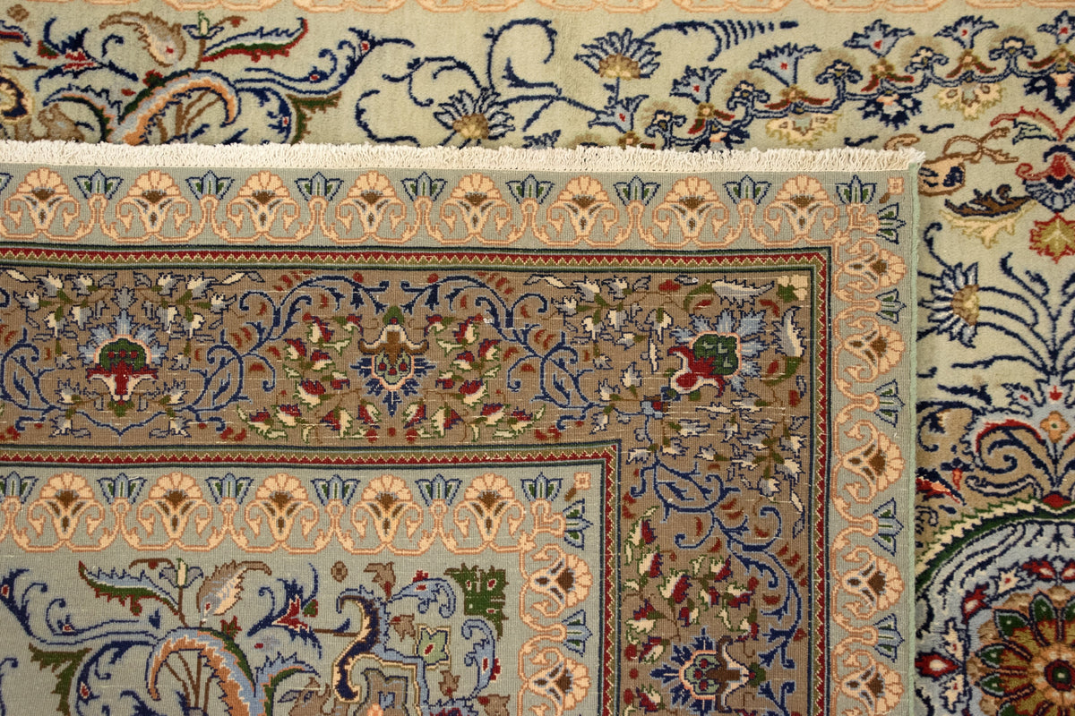 197 x 306 Kashan