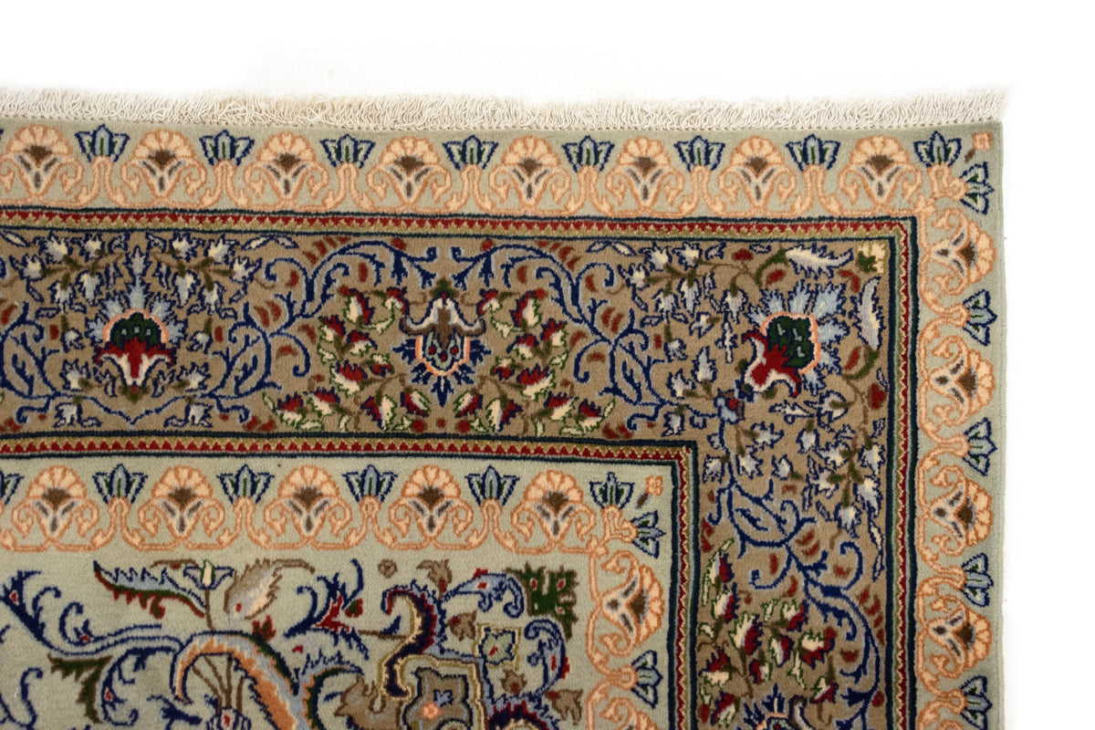 197 x 306 Kashan