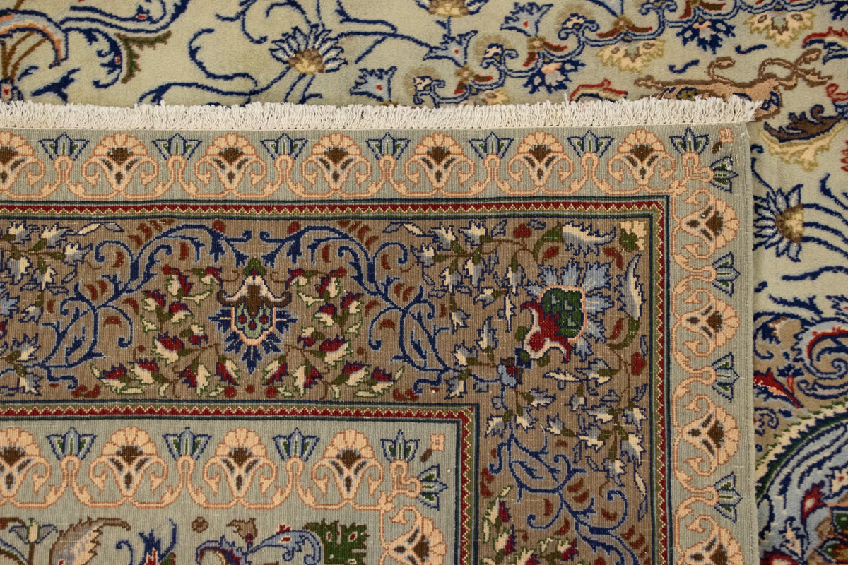 197 x 306 Kashan