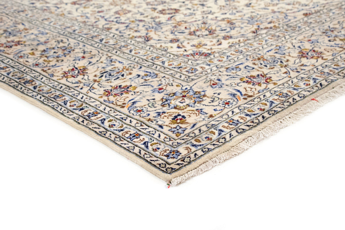 298 x 394 Kashan