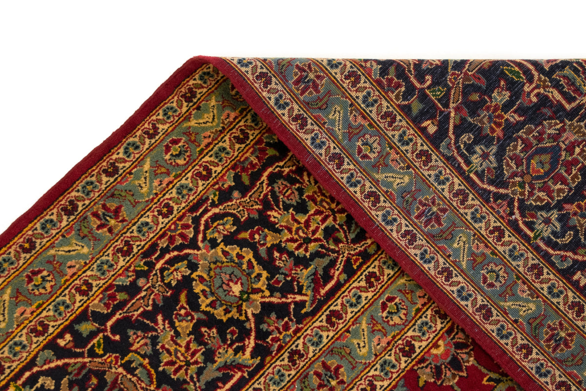 302 x 391 Kashan