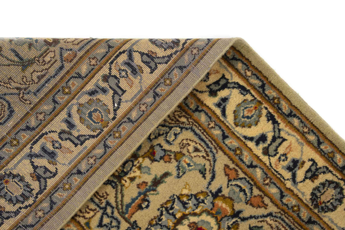 304 x 485 Kashan