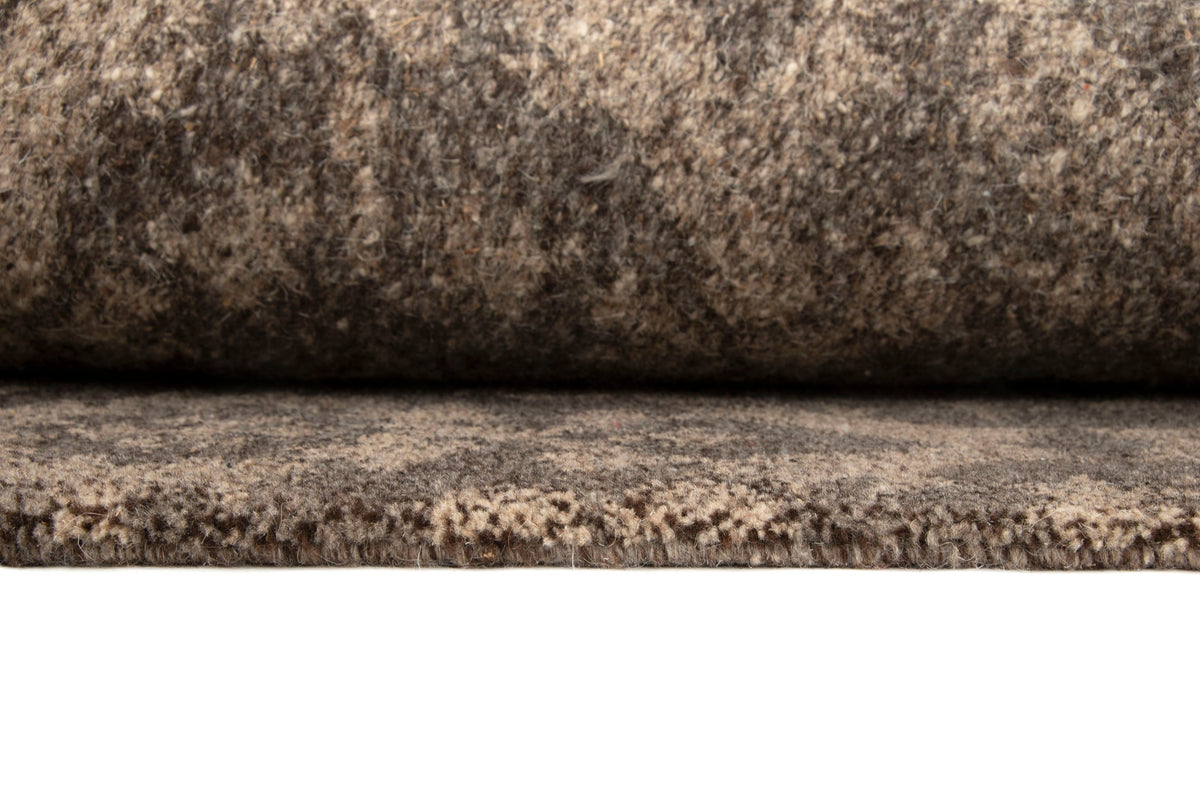 230 x 301 Modern Himalaya