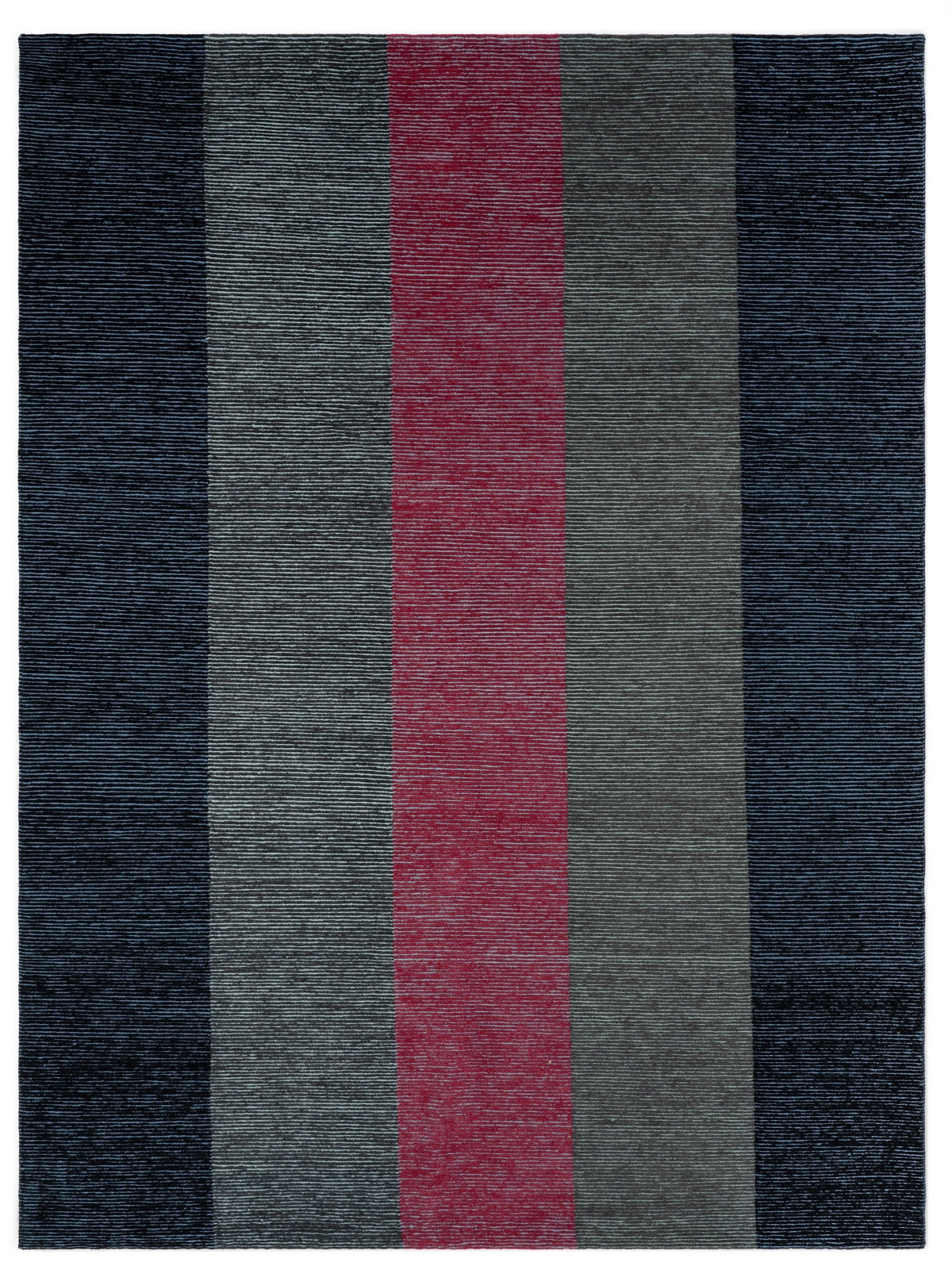 251 x 185 Modern Farona