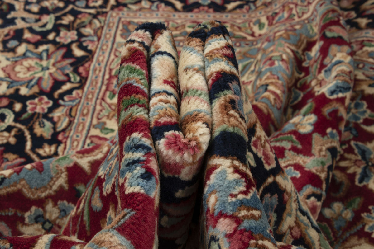 281 x 378 Kirman alt