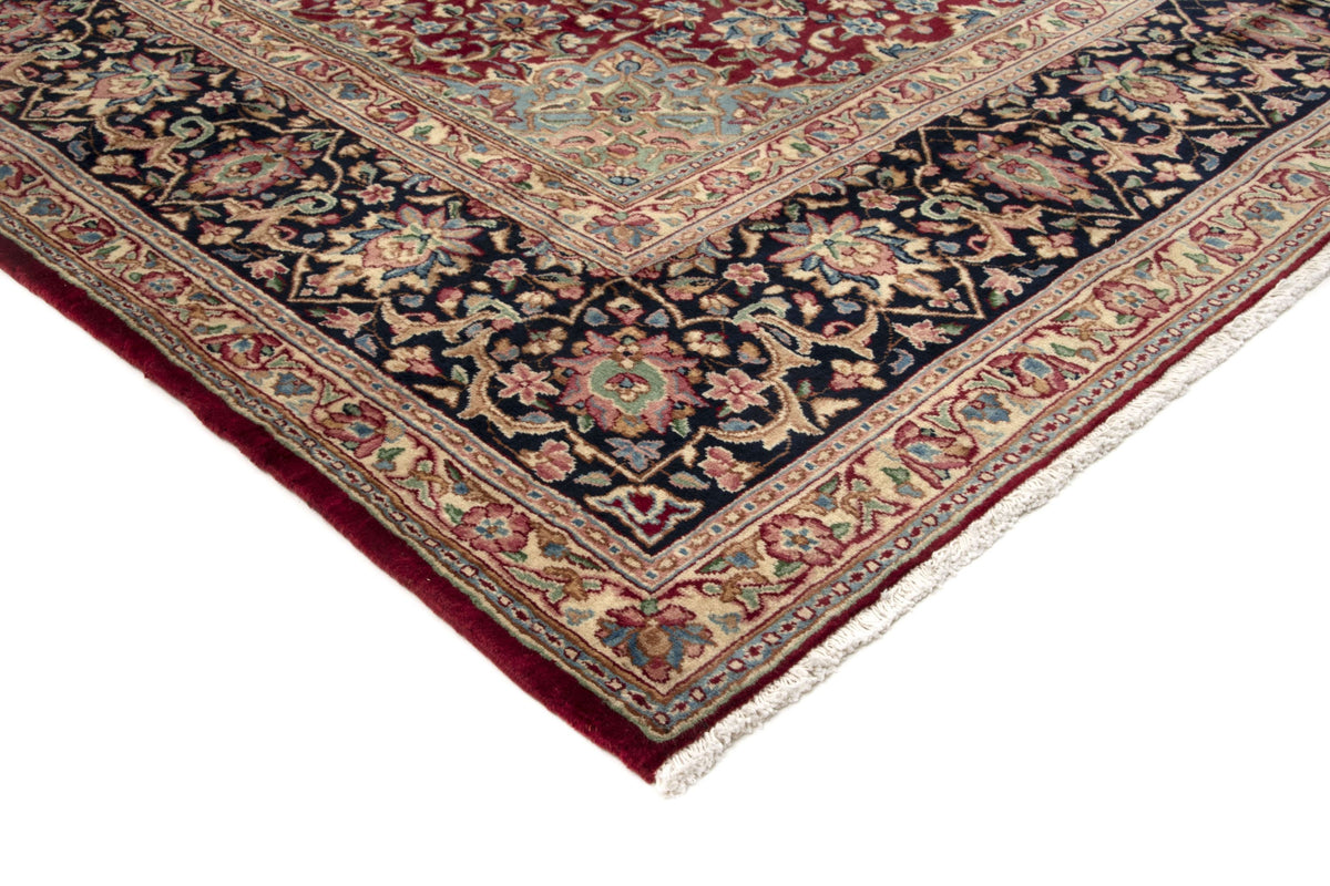 281 x 378 Kirman alt