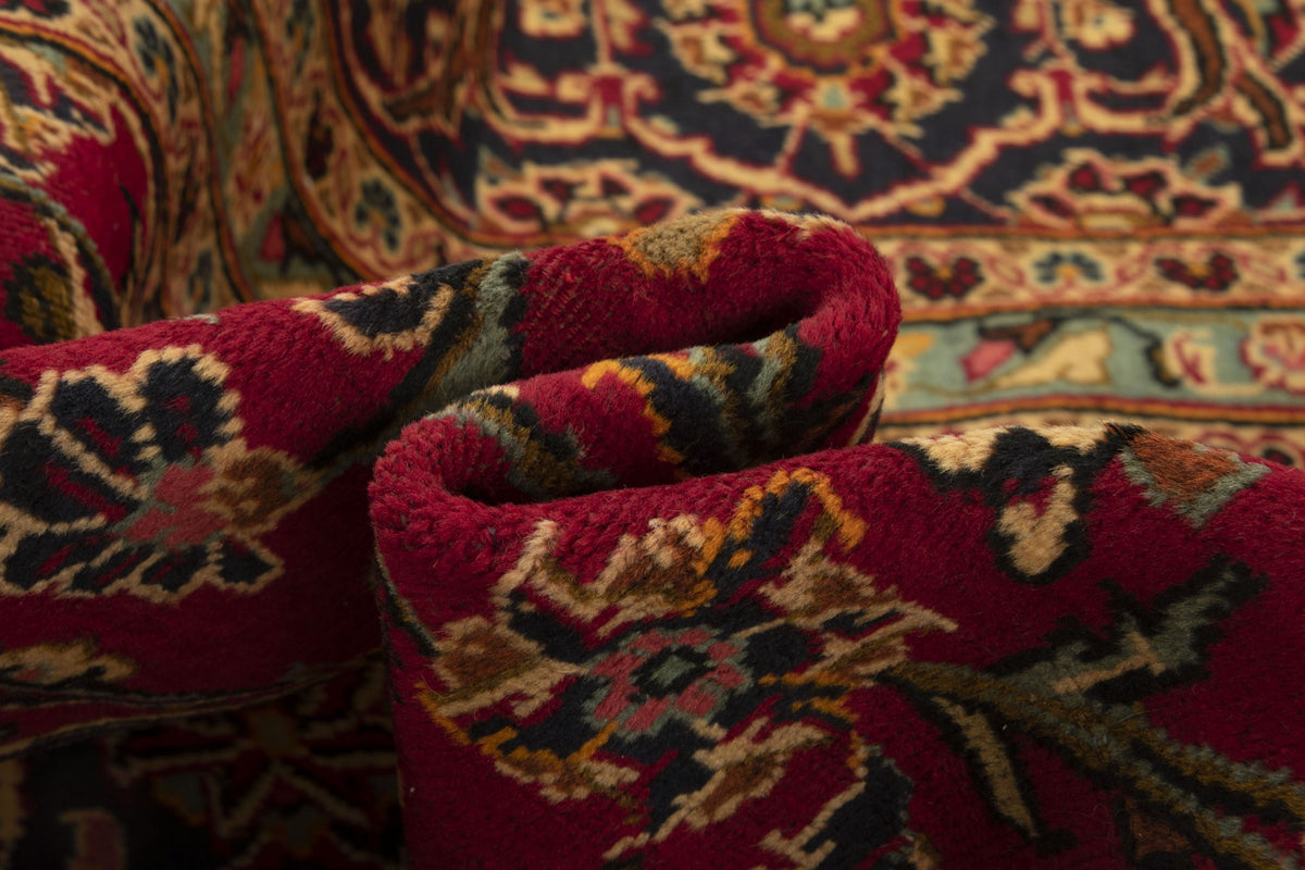 285 x 409 Kashan