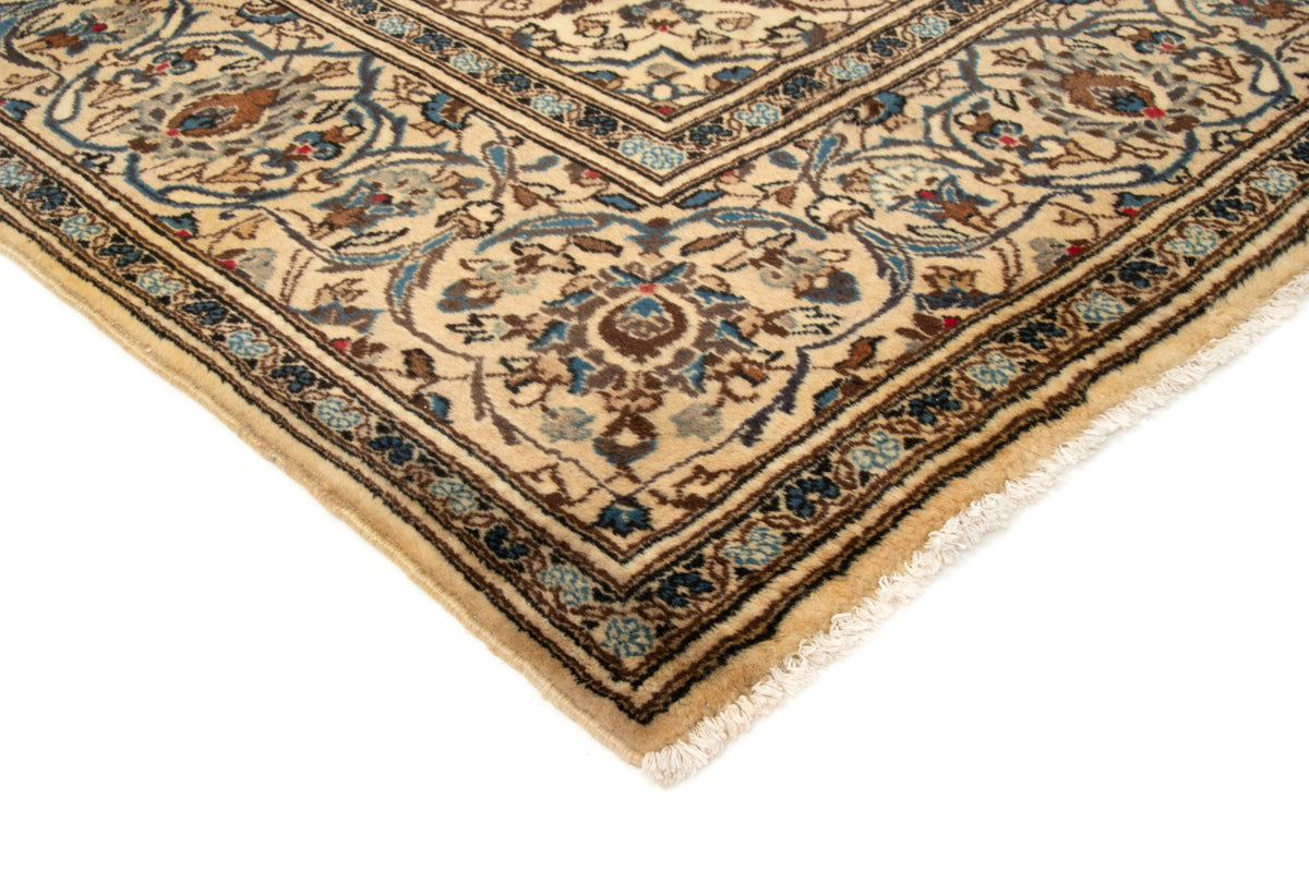 241 x 355 Kashan