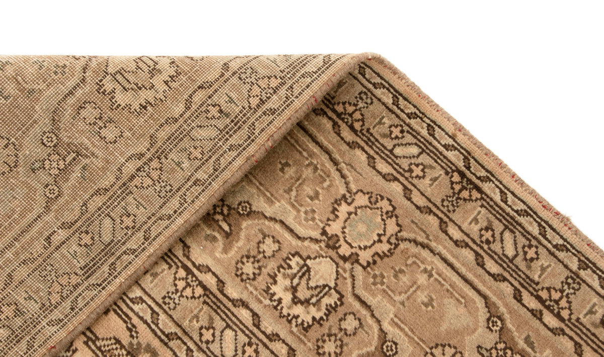 340 x 246 Täbriz