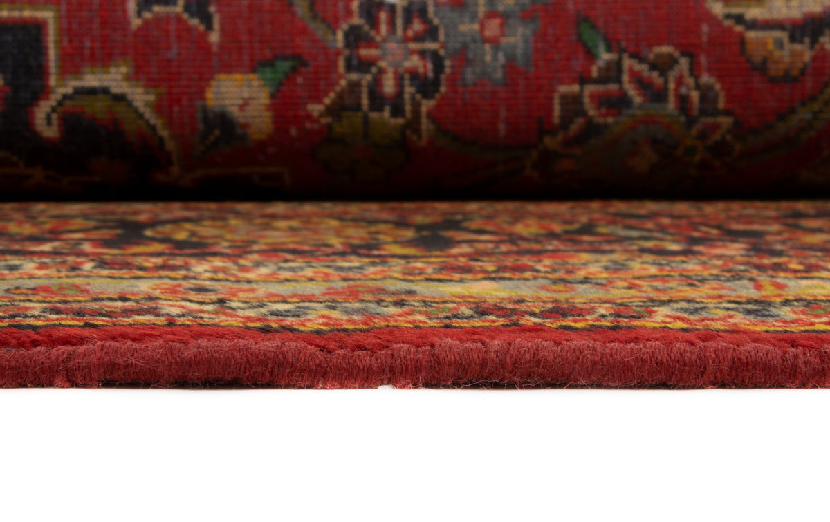 249 x 350 Kashan