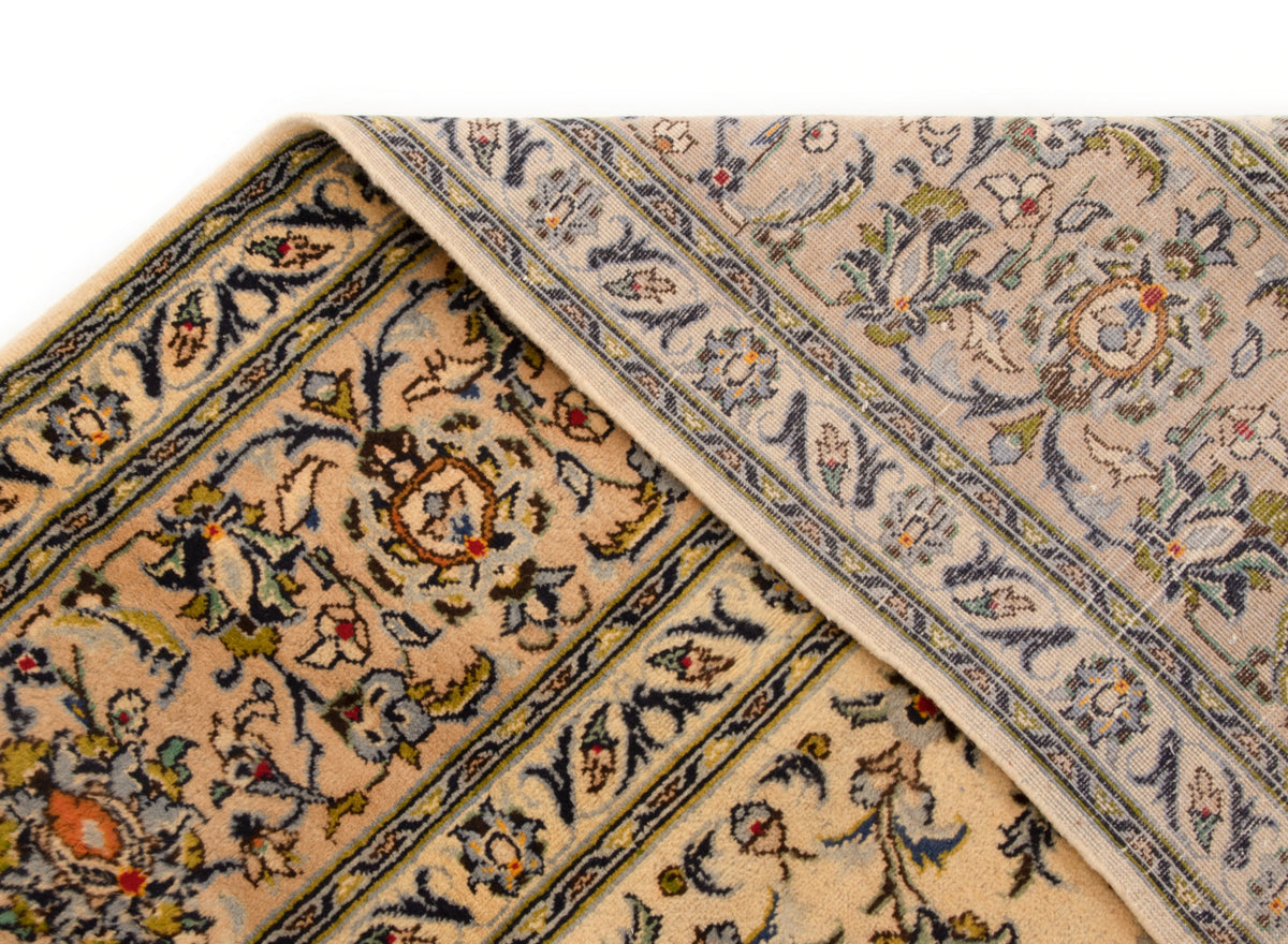 244 x 352 Kashan