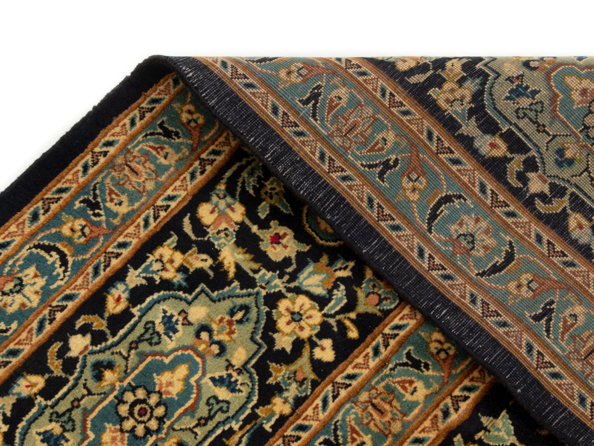 239 x 357 Kashan