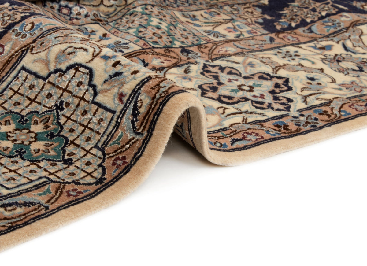 181 x 126 Nain
