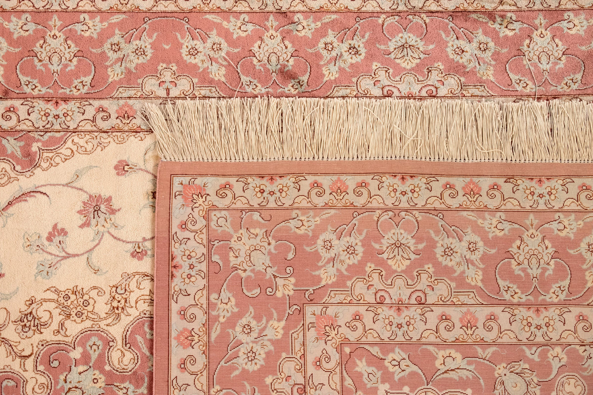 131x202 Ghom Silk
