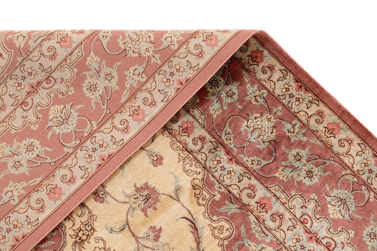 131x202 Ghom Silk