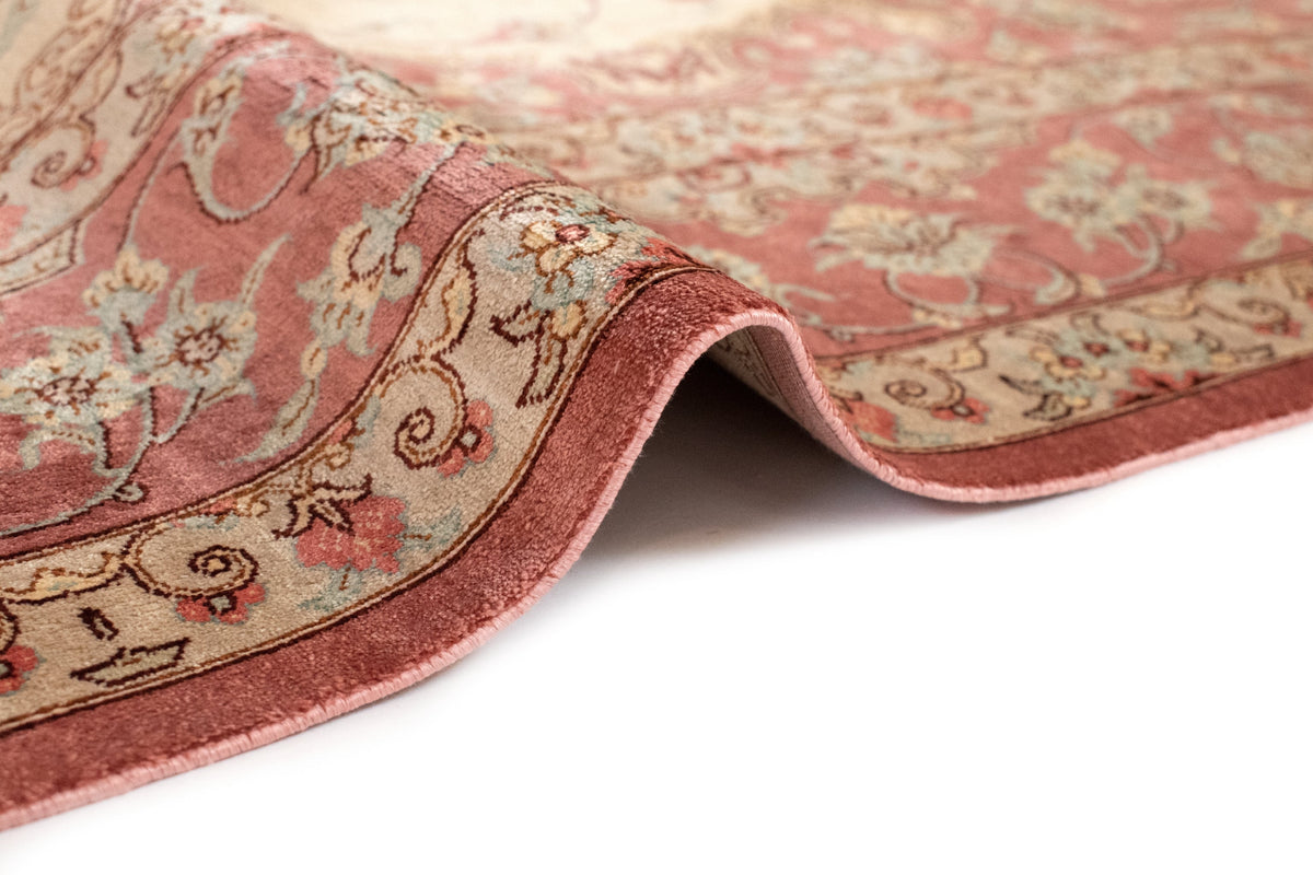 131x202 Ghom Silk