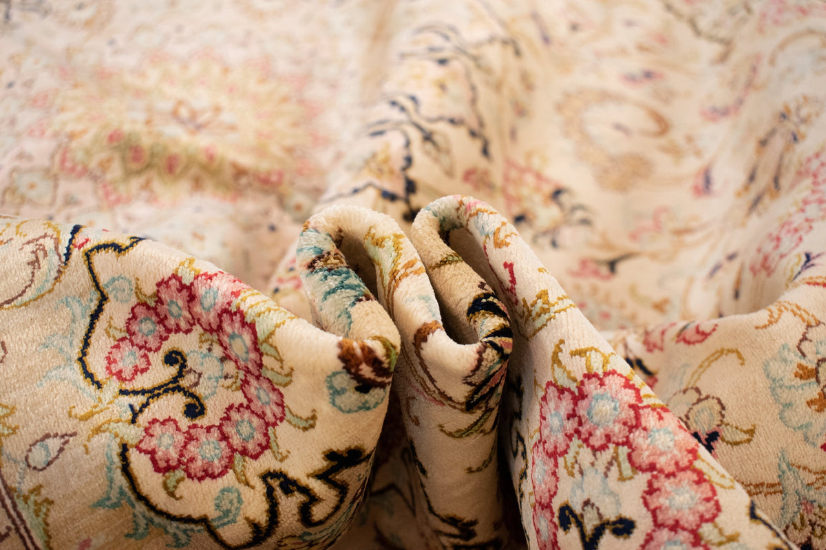 133x201 Ghom Silk