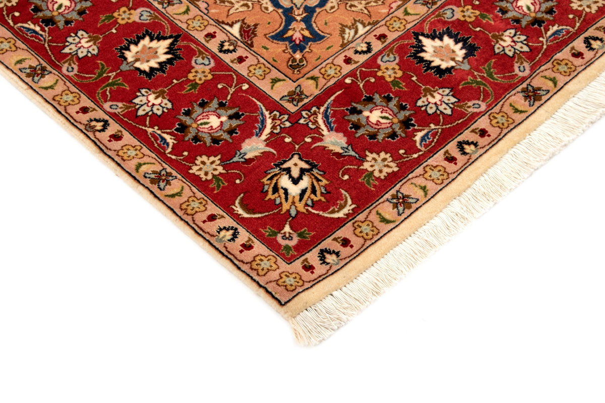 196x205 Tabriz con seta