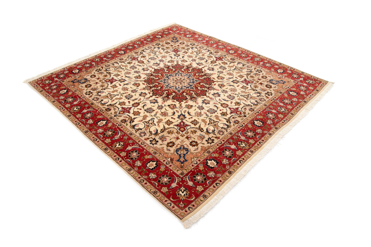 196x205 Tabriz con seta
