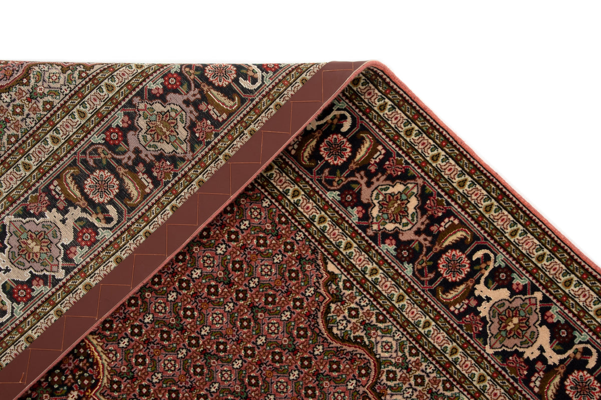 154x208 Tabriz con seta