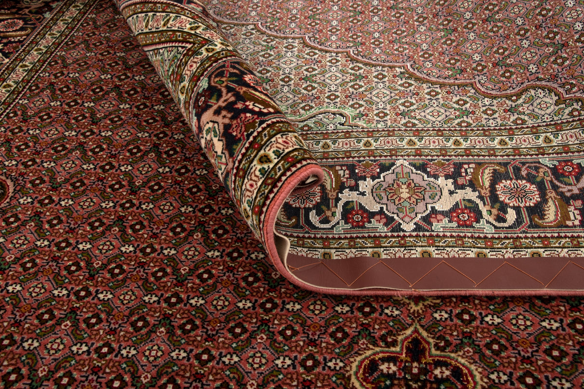 154x208 Tabriz con seta