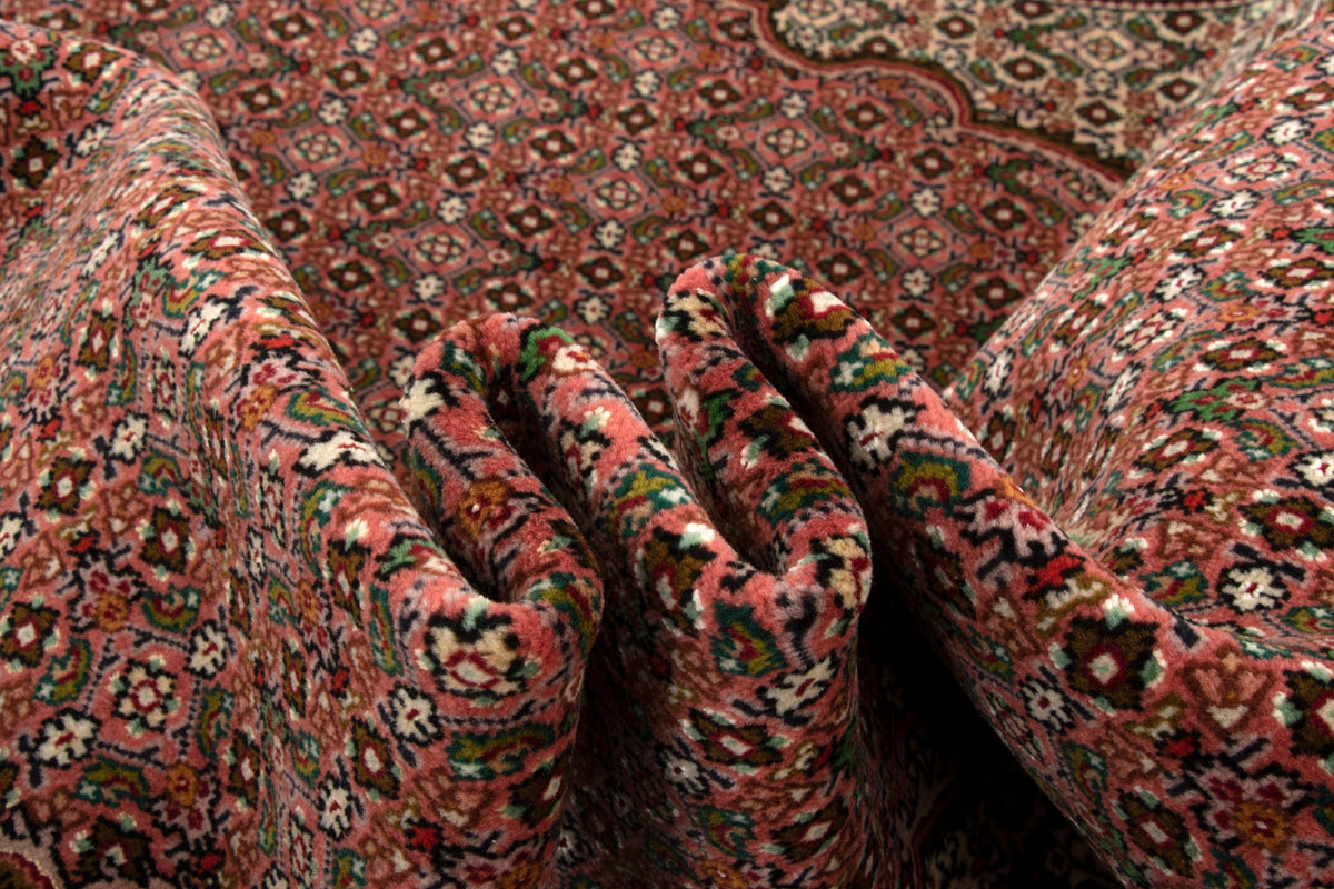 154x208 Tabriz con seta