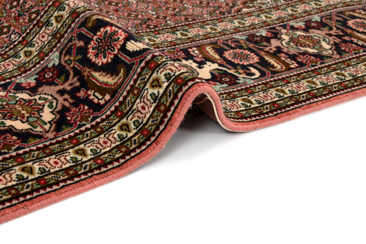 154x208 Tabriz con seta