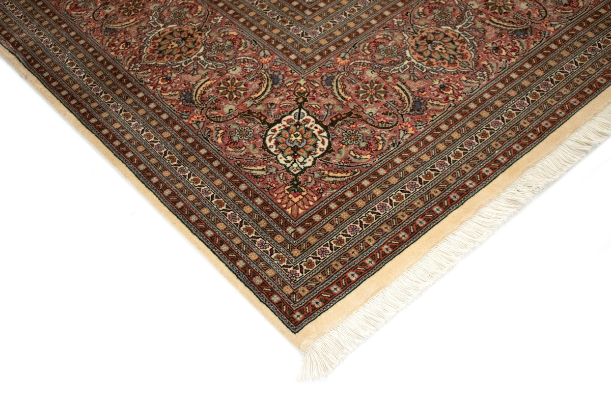 300x300 Tabriz Mahi avec soie