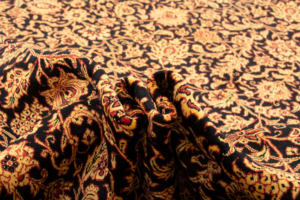 194 x 296 Ghom