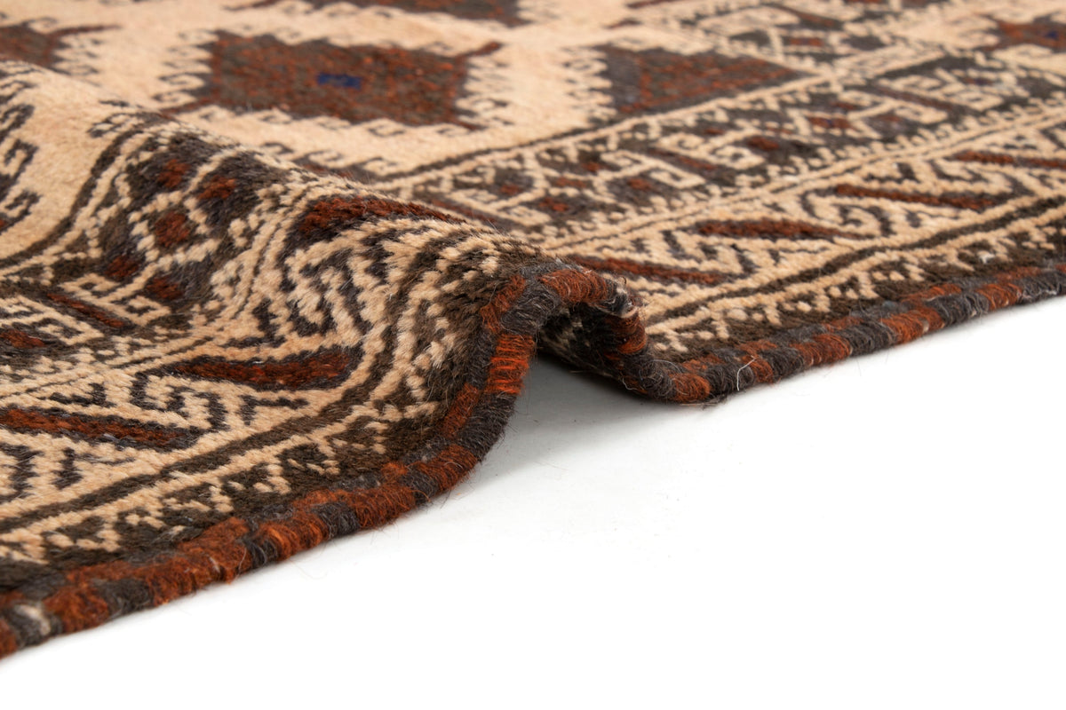 85x141 Beloutsch