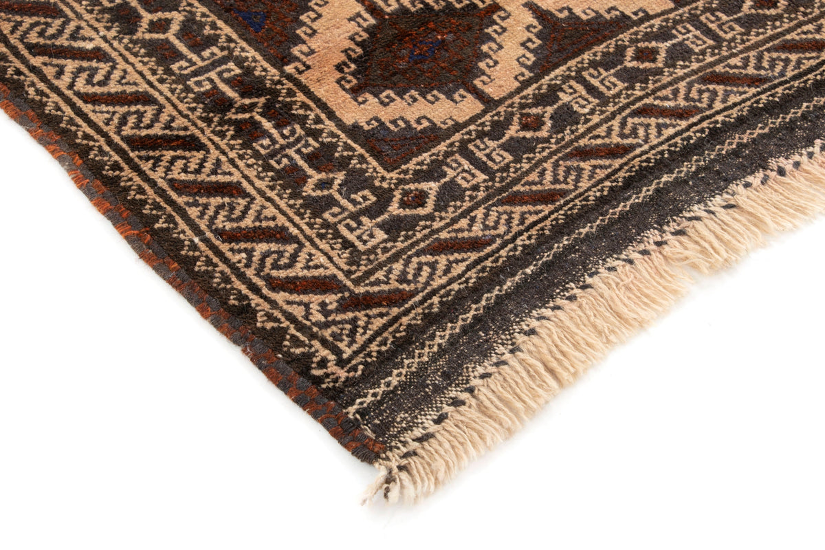 85x141 Beloutsch