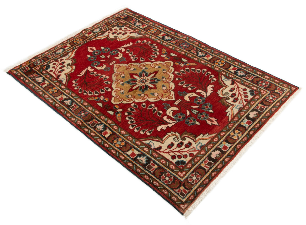 153 x 106 Lillian